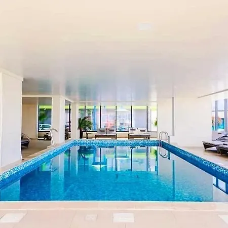 Luxury Seaside Alezzi Swimming Pool