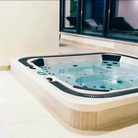 דירה Luxury Seaside Alezzi Swimming Pool Năvodari