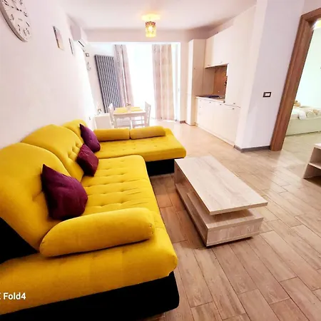 Apartment Luxury Seaside Alezzi Swimming Pool
